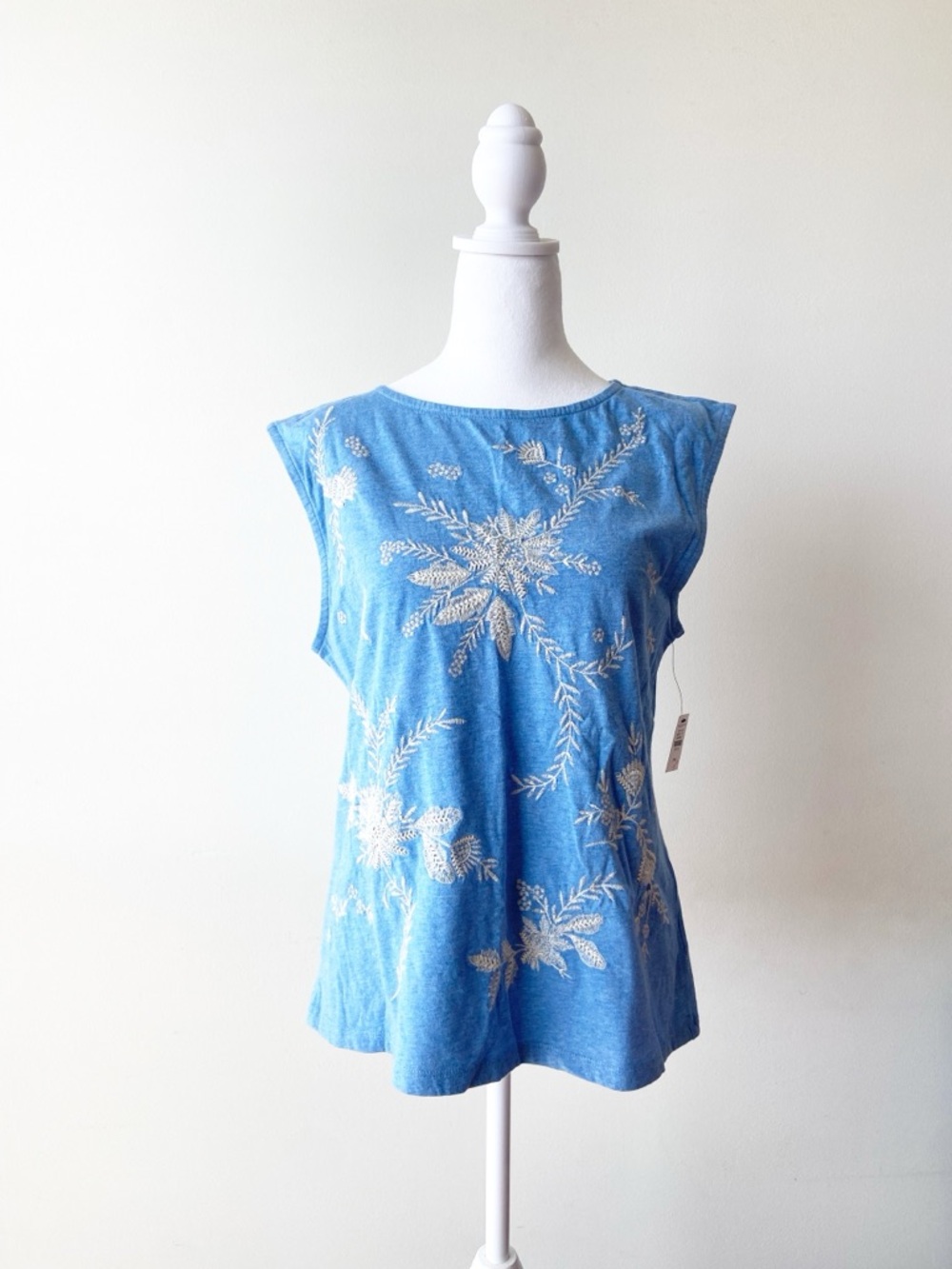 Talbots Blue Floral Embroidered Top Size MP